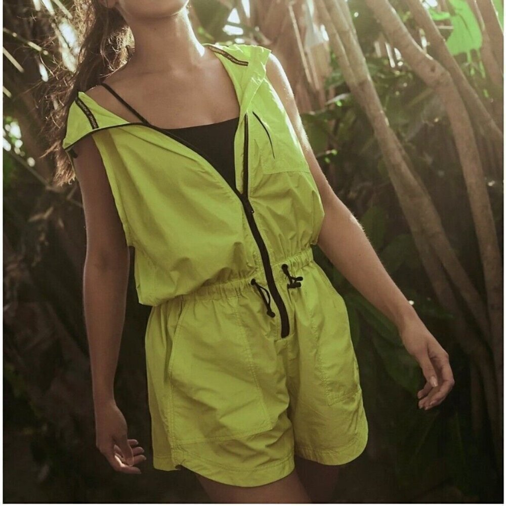 Free People Movement Hike And‎ Race Runsie Romper Highlighter Small NWOT Pockets